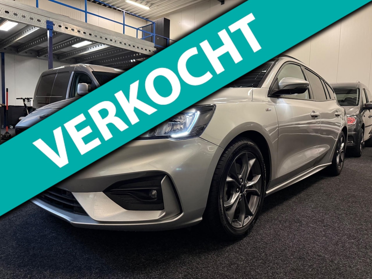 Ford Focus Wagon - 1.0 EcoBoost ST Line Business 1.0 EcoBoost ST Line Business - AutoWereld.nl