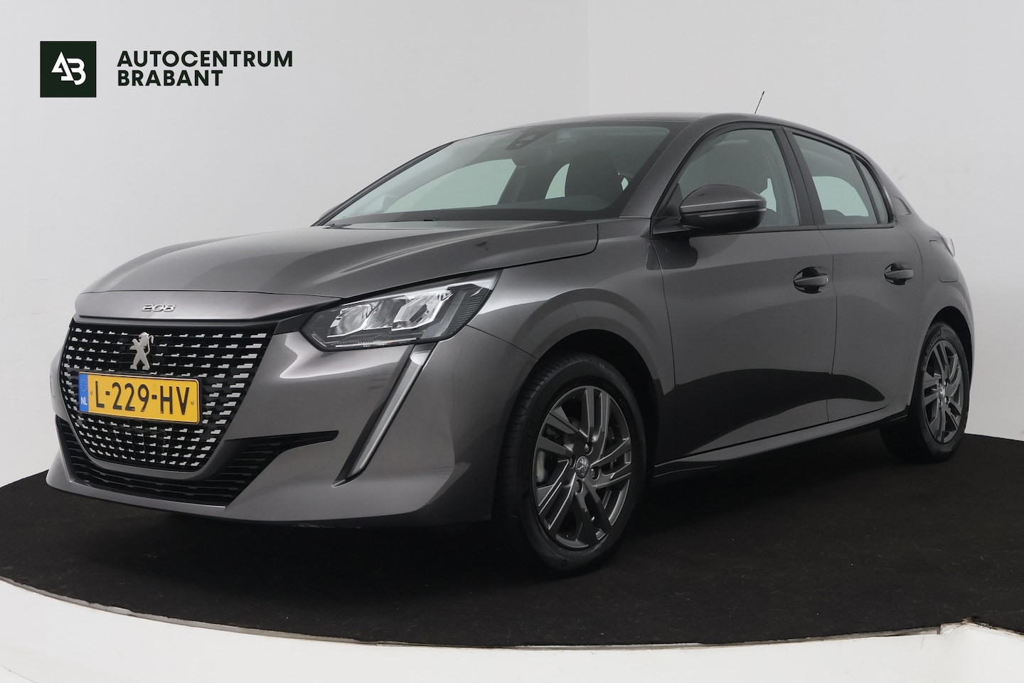 Peugeot 208 - 1.2 PureTech Active Pack (TREKHAAK, SENSOREN, BLUETOOTH, NAVIGATIE) - AutoWereld.nl