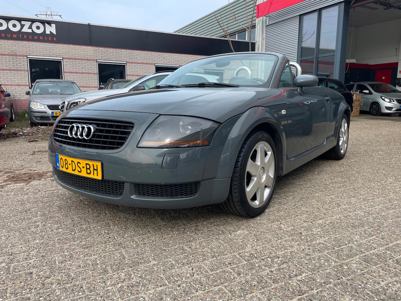 Audi TT Roadster - 1.8 5V Turbo nieuwe apk inruil - AutoWereld.nl