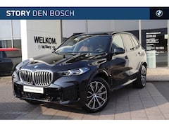 BMW X5 - xDrive50e High Executive M Sport Automaat / Trekhaak / Panoramadak / Sportstoelen / Comfor