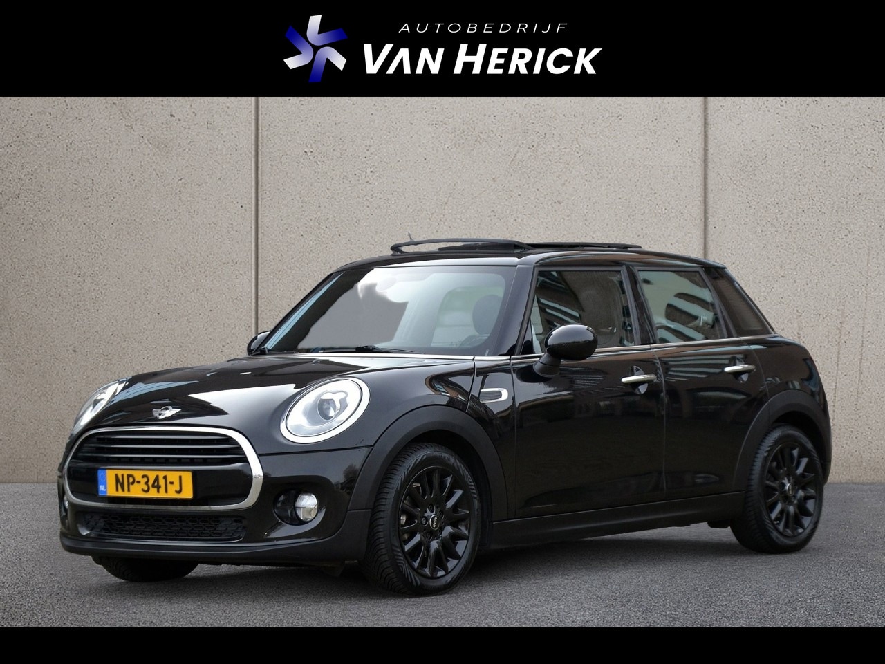MINI Cooper - Mini 1.5 Pepper Business Automaat | Panoramadak | LED Koplampen | Navigatie - AutoWereld.nl