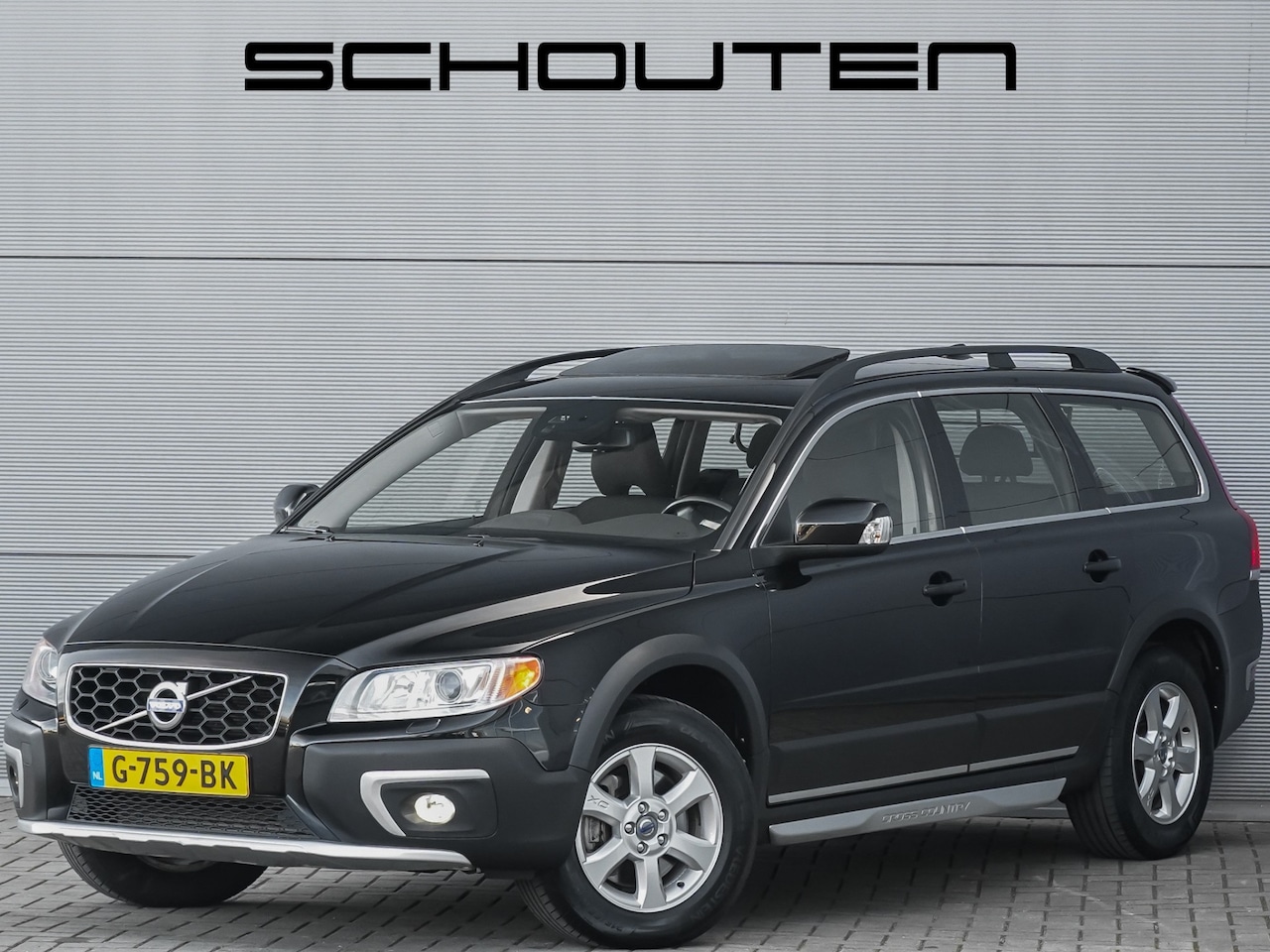 Volvo XC70 - 2.0 D4 FWD Momentum Pano Navi Trekhaak Afneembaar - AutoWereld.nl
