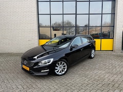 Volvo V60 - 2.0 D2 Momentum, 4 season banden, Automaat