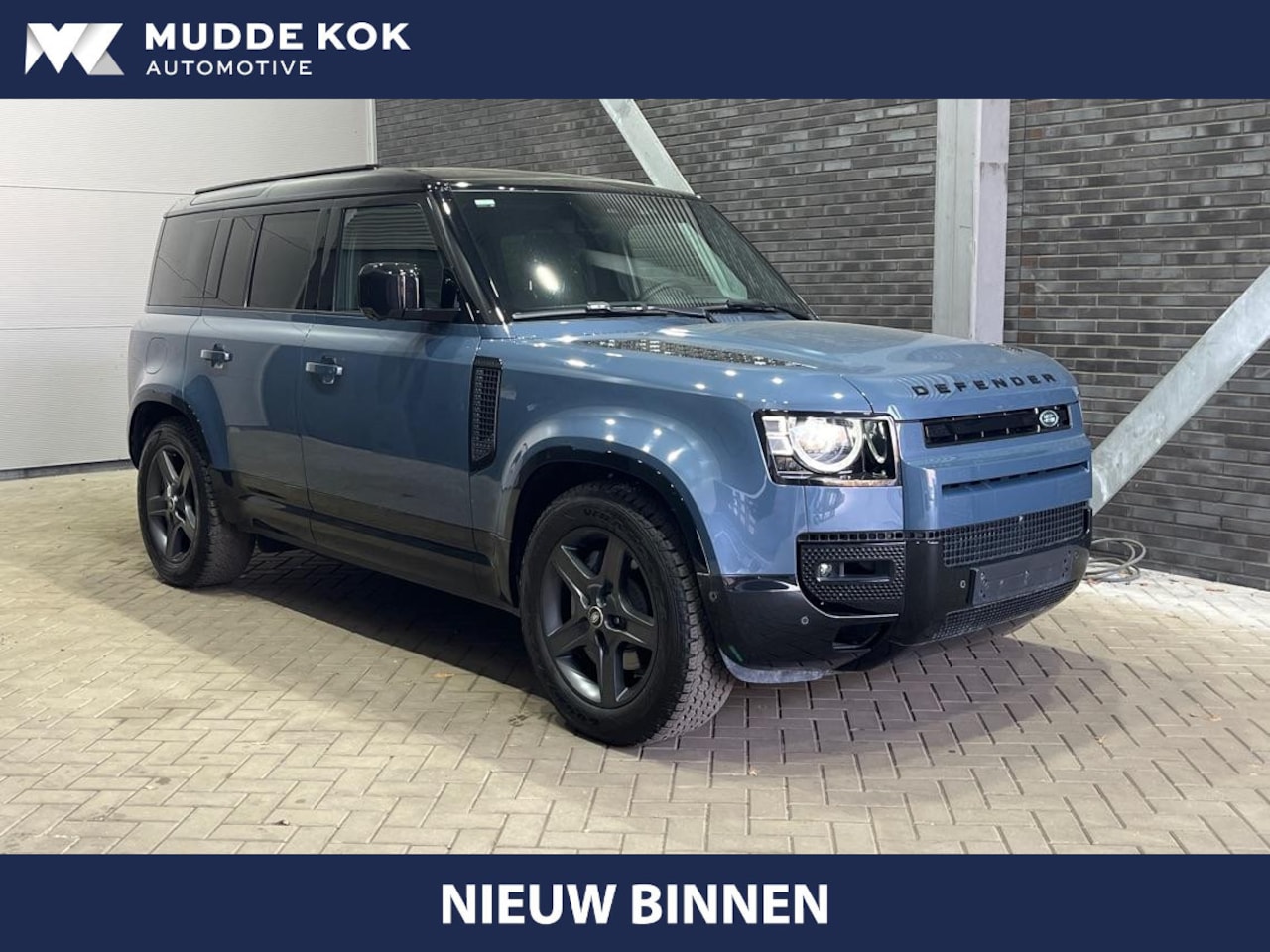 Land Rover Defender 110 - P300e X-Dynamic SE | Black Pack | ClearSight | Trekhaak | Panoramadak | ACC - AutoWereld.nl