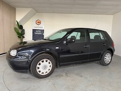 Volkswagen Golf - 1.6-16V Comfortline Airco