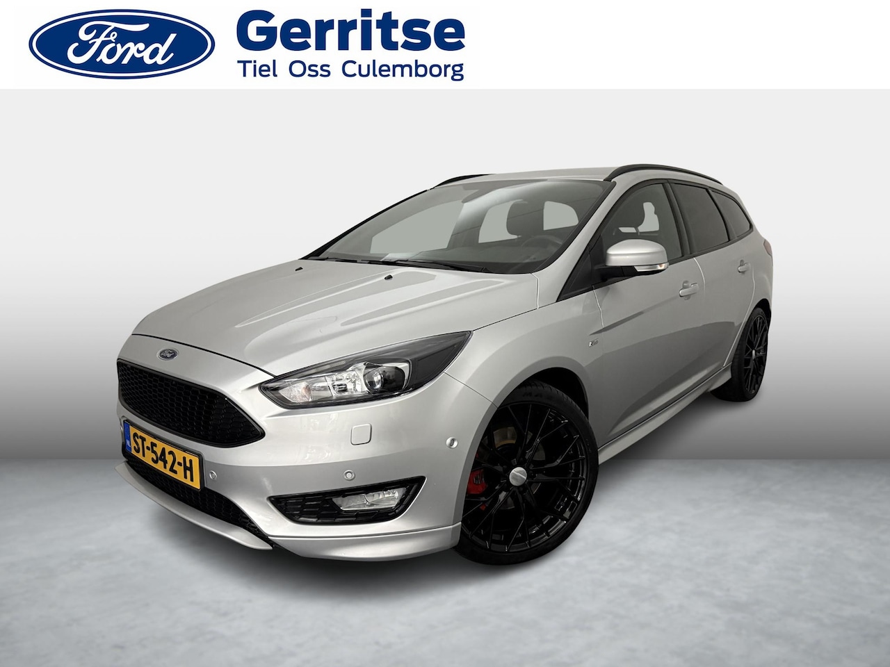 Ford Focus Wagon - 1.5 ST-Line 150 PK | Bi Xenon | 19" Lichtmetalen velgen | Sportstoelen - AutoWereld.nl