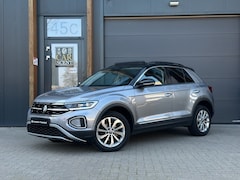 Volkswagen T-Roc - 1.5 TSI Style Facelift Pano, Beats, Camera, Carplay etc