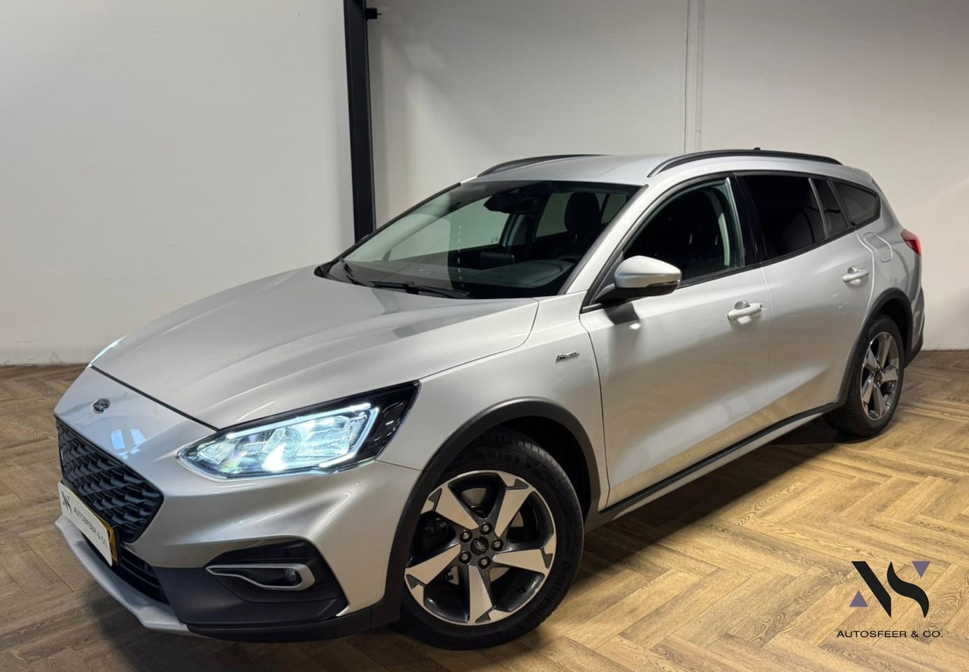 Ford Focus Wagon - 1.5 EcoBlue Titanium X Business KEYLESS CAM - AutoWereld.nl