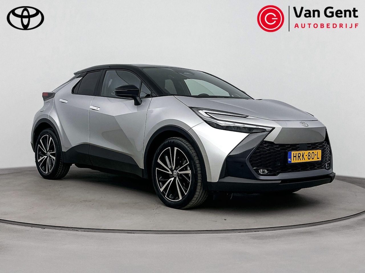 Toyota C-HR - 2.0 Plug-in Hybrid 220 Executive | Warmtepomp | Dodehoek detectie | JBL | Apple Carplay / - AutoWereld.nl