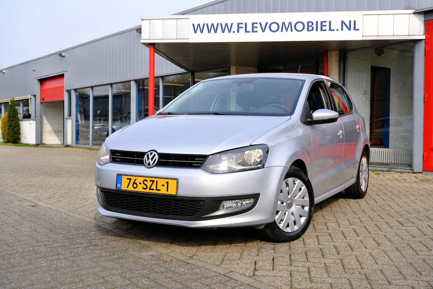 Volkswagen Polo - 1.2 TSI Comfortline 5-drs Airco|Cruise - AutoWereld.nl
