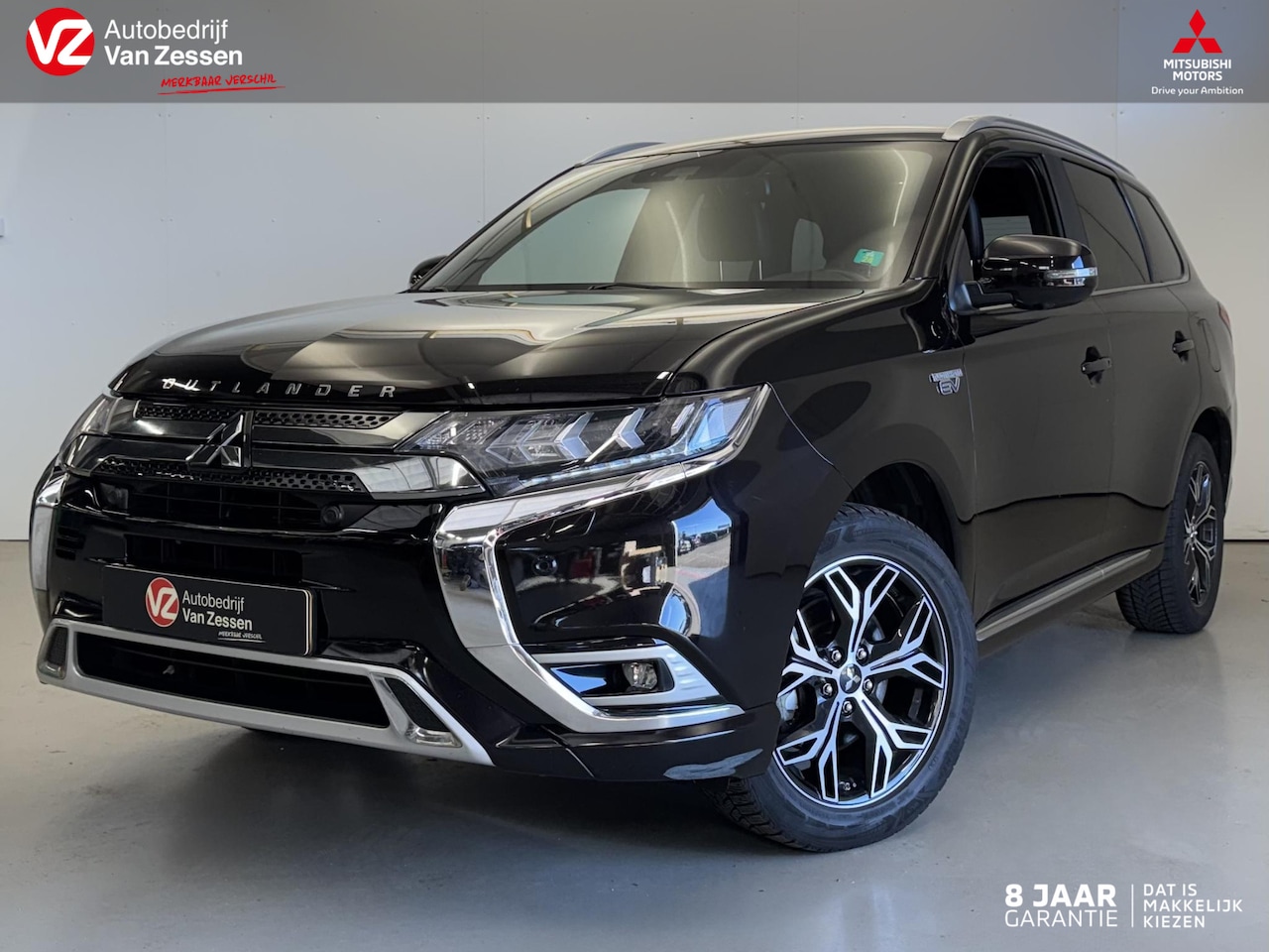 Mitsubishi Outlander - 2.4 PHEV Instyle | Adaptive Cruise | Leder | Schuifdak | Trekhaak - AutoWereld.nl