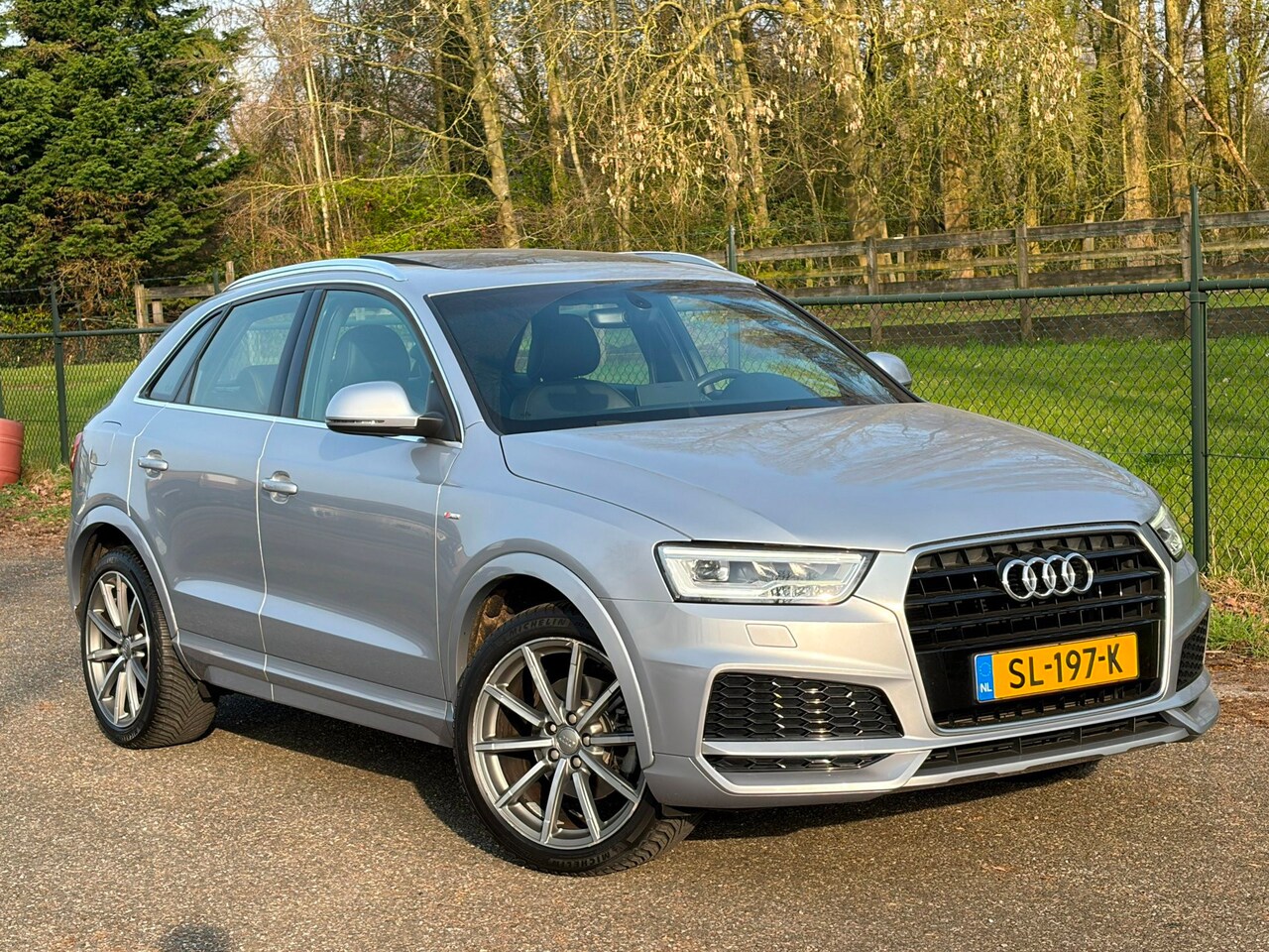 Audi Q3 - 1.4 TFSI CoD Sport Advance Sport /Xenon/Pano/Automaat/ - AutoWereld.nl