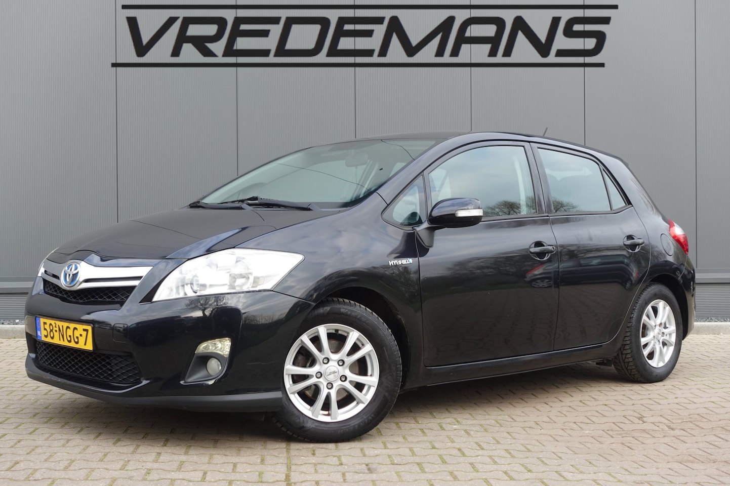 Toyota Auris - 1.8 Full Hybrid Aspiration 1.8 Full Hybrid Aspiration - AutoWereld.nl