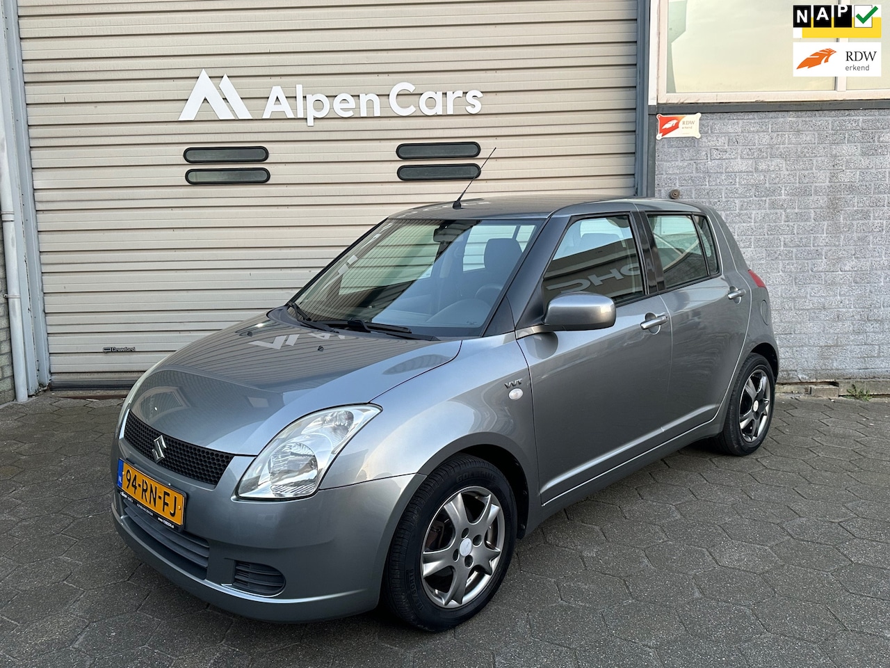Suzuki Swift - 1.5 GLS Eerste eigenaar / Airco / LMV / APK 11-2026 - AutoWereld.nl
