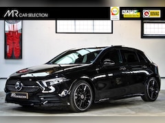 Mercedes-Benz A-klasse - 180 AMG Line | Panoramadak | Night | 19 inch | Sfeerverlichting | Apple Carplay | NL auto