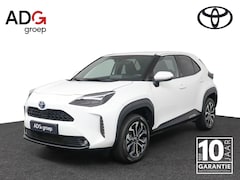 Toyota Yaris Cross - 1.5 Hybrid 115 First Edition | stoel en stuurverwarming | Navigatie | Apple Carplay/Androi