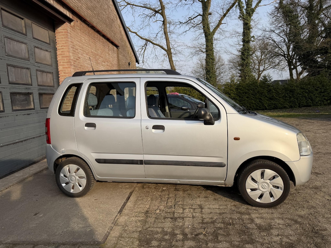 Suzuki Wagon R+ - 1.3 GL Automaat/Elektrische ramen/NW APK - AutoWereld.nl