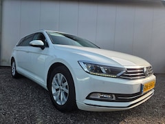 Volkswagen Passat Variant - 1.6 TDI AUT | Navi | Stoelverw. | Trekhaak | Front Assist
