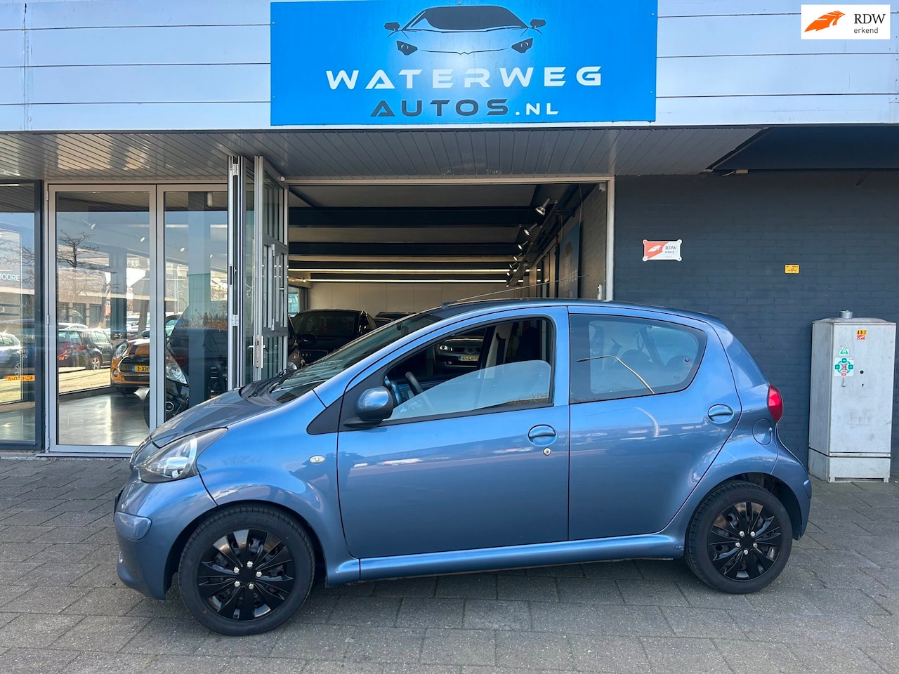 Toyota Aygo - 1.0-12V AIRCO|ELK.RAMEN|CENTR.DEUR VERGLD. - AutoWereld.nl