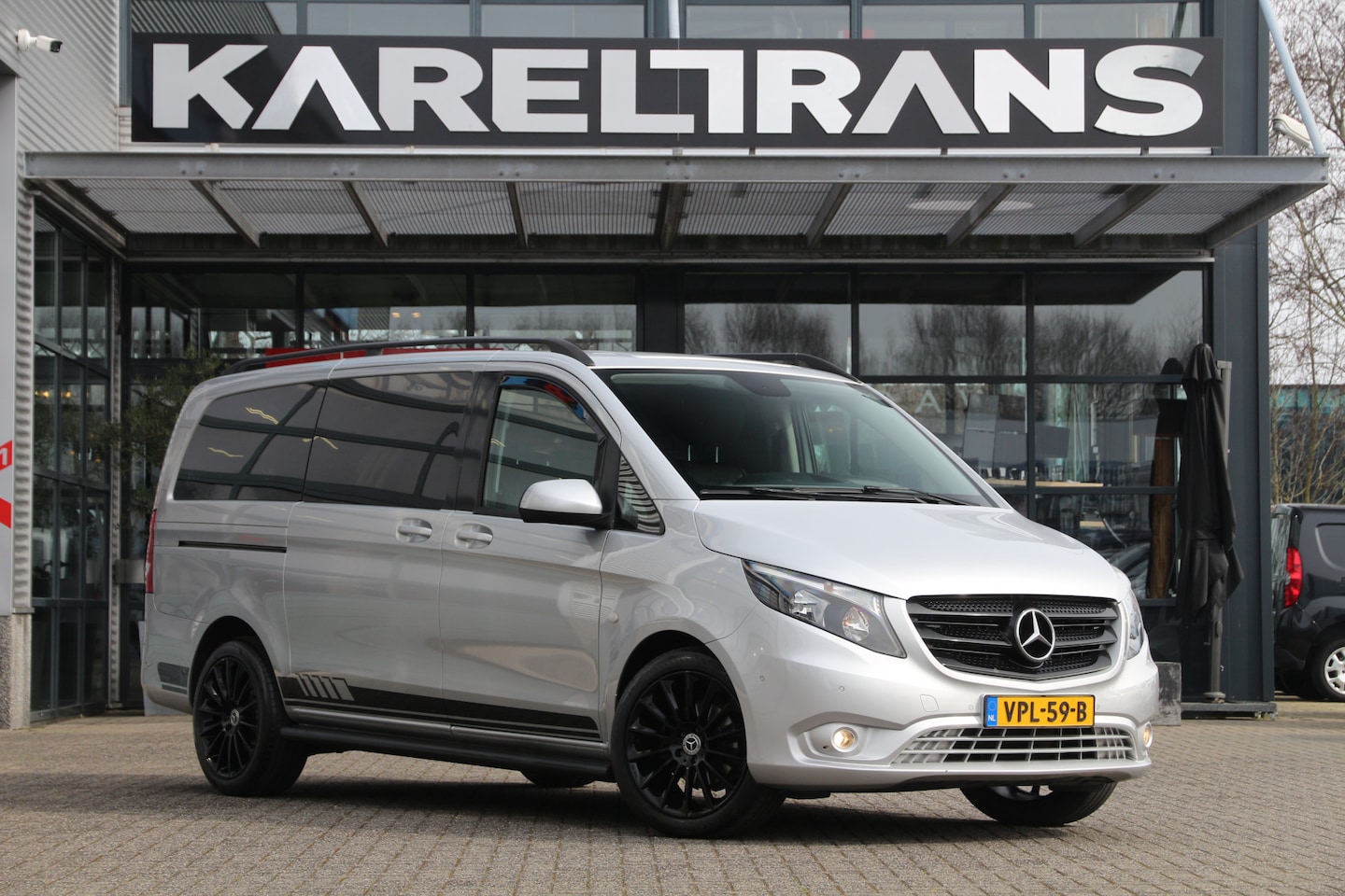 Mercedes-Benz Vito - 190PK CDI | Aut. | 3t trekgewicht  | 2x Schuifdeur | Standkachel | Airco.. - AutoWereld.nl