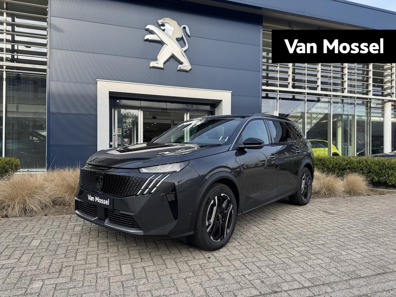 Peugeot e-5008 - Allure Avantage 73 kWh l Voorraad l Trekhaak l 360 vision & Drive Assist Pack - AutoWereld.nl