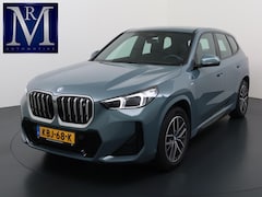 BMW iX1 - xDrive30 67 kWh VAN € 41.900, - VOOR € 38.440, - UW LENTEVOORDEEL: € 3.460, -| M-SPORT| CO