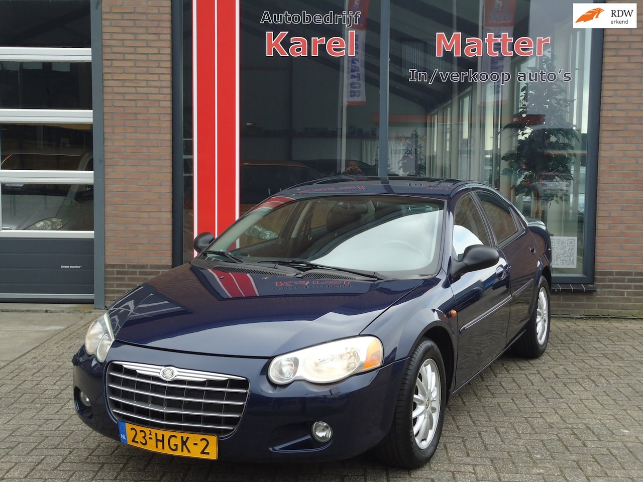 Chrysler Sebring - 2.7i V6 Limited *AUTOMAAT* *SCHUIFDAK* *NETTE AUTO* - AutoWereld.nl