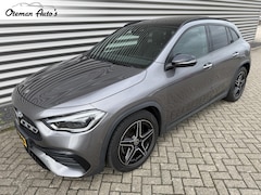 Mercedes-Benz GLA-Klasse - 200 d AMG Panorama Night Sfeer