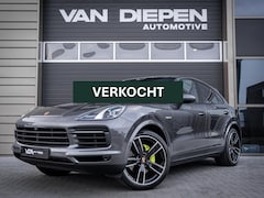 Porsche Cayenne Coupé - 3.0 E-Hybrid - Sport Chrono l Panorama l Achter As Best. l Luchtvering l 22'' l Sfeerverl