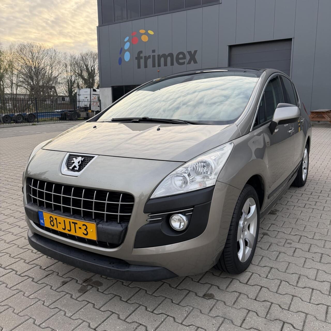Peugeot 3008 - 1.6 2009 | Airco | Panoramadak | NW APK ! - AutoWereld.nl