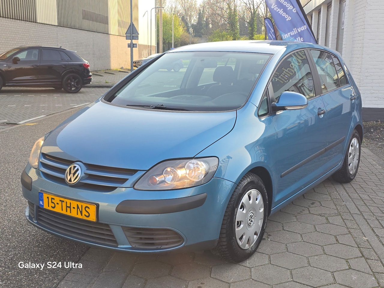 Volkswagen Golf Plus - 1.6 FSI Comfortline*automaat*nap*apk*arico*rijd rem schakel zeer goed*inruil mog!!!* - AutoWereld.nl
