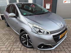 Peugeot 208 - 1.2 PureTech Tech Edition / Navi / Camera / PDC / NAP