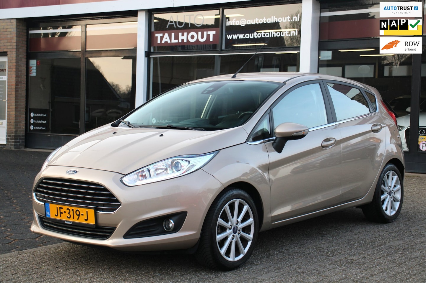 Ford Fiesta - 1.0 EcoBoost Titanium | AUTOMAAT, NAVIGATIE, 5 DEURS, CRUISE CONTROL - AutoWereld.nl