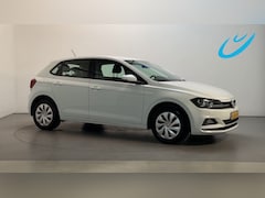 Volkswagen Polo - 1.0 TSI Comfortline Navigatie Parkeersensoren App-Connect