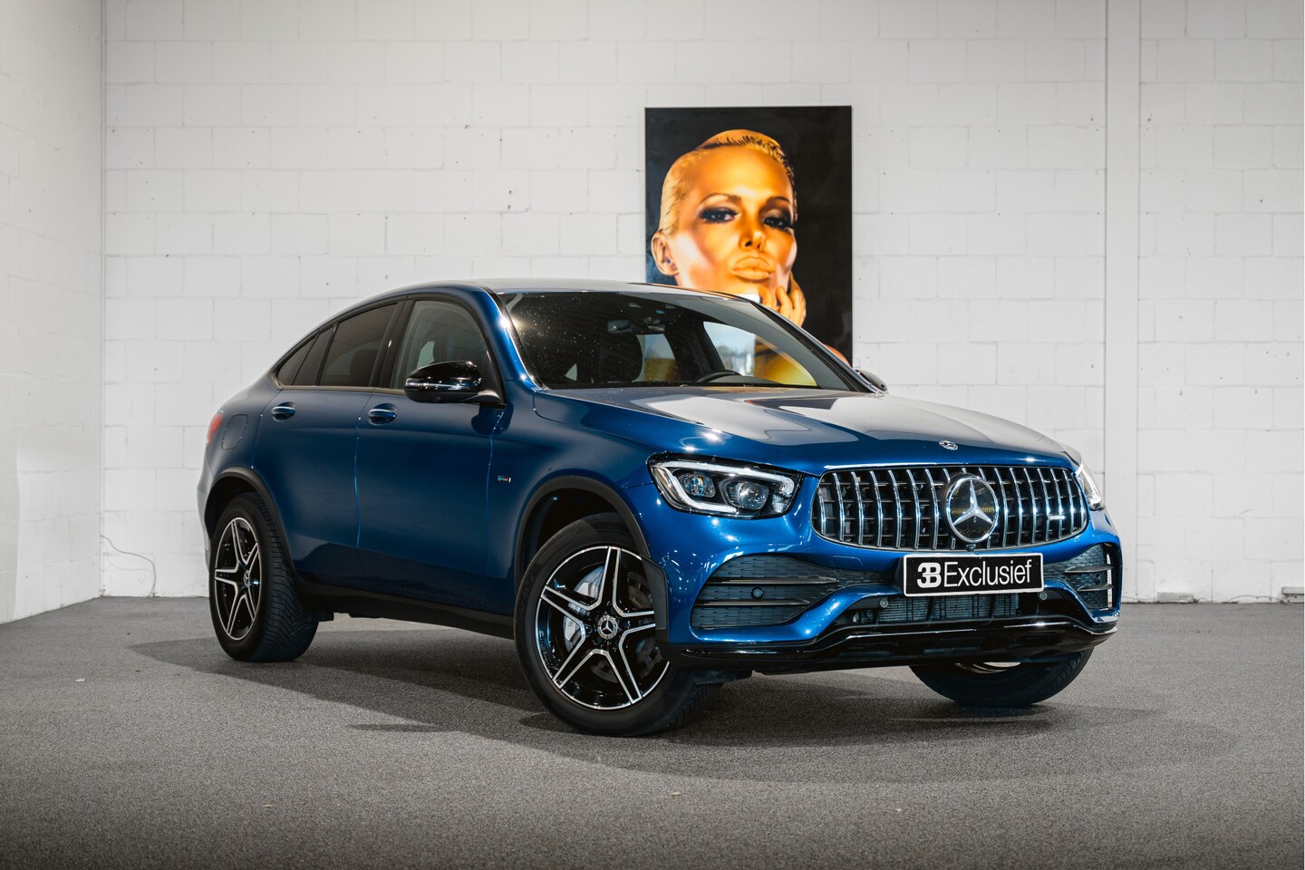 Mercedes-Benz GLC-klasse Coupé - 300e 4MATIC Premium Plus | schuifdak | Burmester sounds. | Distr | Air body contr | Widesc - AutoWereld.nl