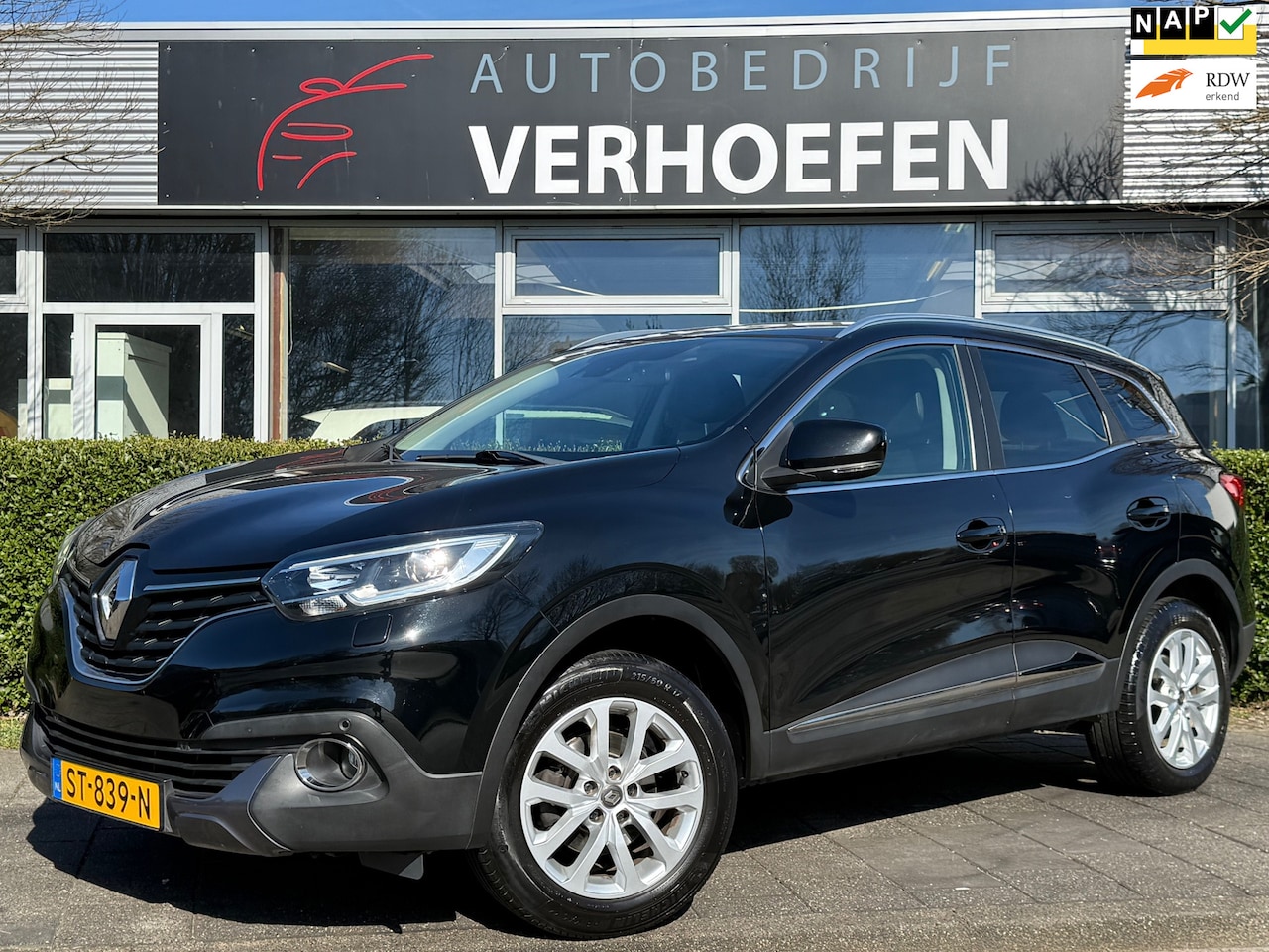 Renault Kadjar - 1.2 TCe Intens - APPLE CARPLAY - PARKEER CAMERA - STOEL VERW - LEDER ! - AutoWereld.nl
