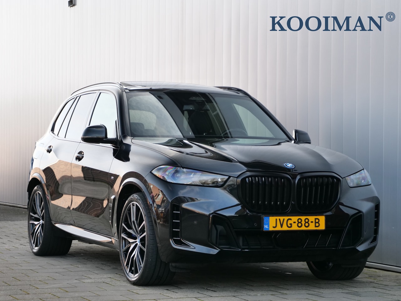 BMW X5 - xDrive50e PHEV 490 Pk Automaat M-Sport Pro Pack Navi / Leer / Innovation Pack / Camera's / - AutoWereld.nl