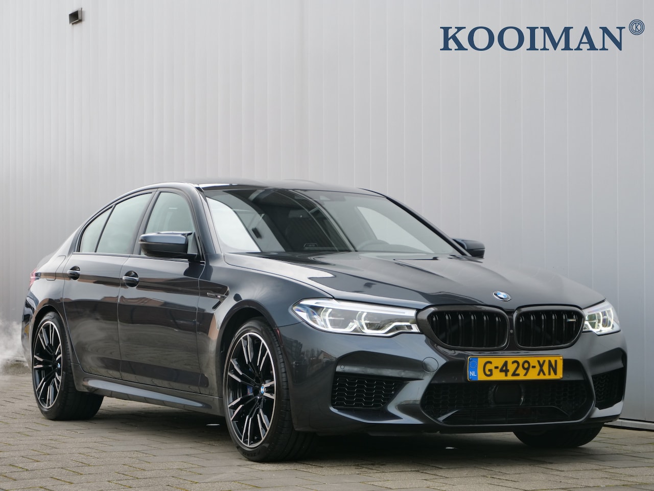 BMW M5 - 5-serie 600 Pk Automaat Navigatie / Leer / Camera's / Soft Close / Harman Kardon / Stoelve - AutoWereld.nl
