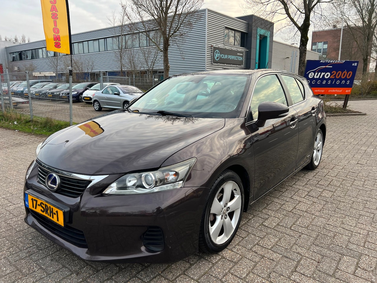 Lexus CT 200h - Hybrid - ALCANTARA - CAMERA - ZONDAG OPEN ! - AutoWereld.nl