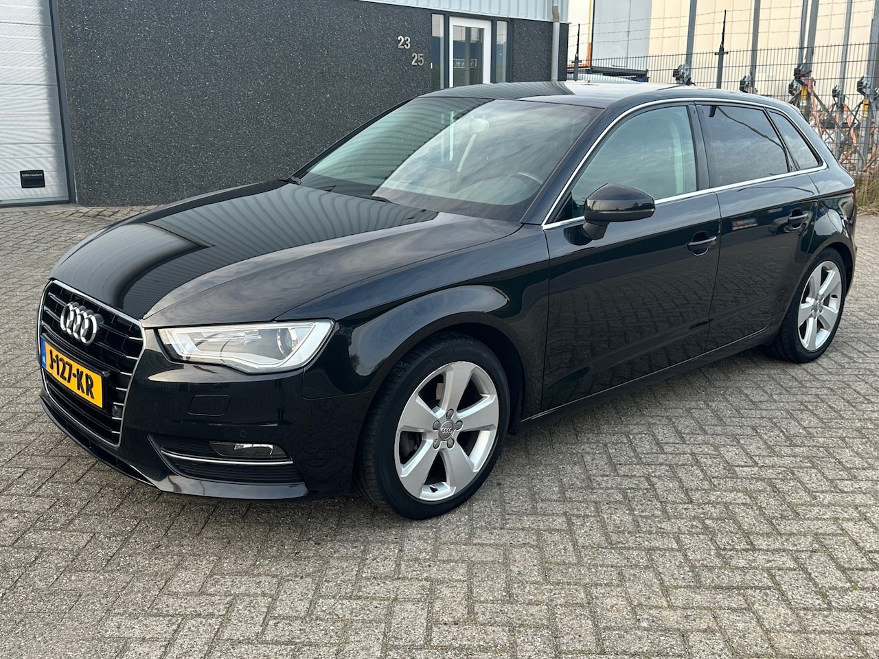 Audi A3 Sportback - 1.4 TFSI Ambition Pro Line S 1.4 TFSI Ambition Pro Line S 2013 - AutoWereld.nl