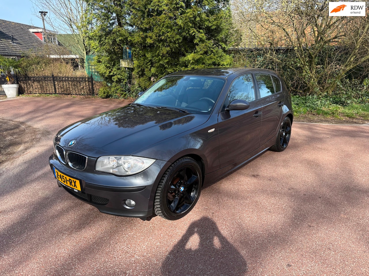 BMW 1-serie - 118i Executive / Airco / Automaat / Apk / Lm / Aux / - AutoWereld.nl