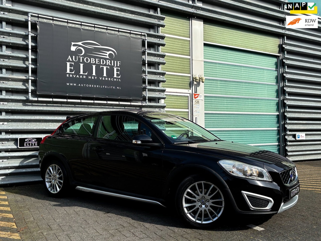 Volvo C30 - 2.0 Kinetic|1e Eigenaar|100% Dealeronderhouden|NL auto - AutoWereld.nl