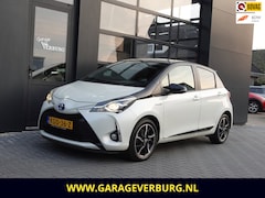 Toyota Yaris - 1.5 Hybrid Dynamic Bi-Tone (Camera, Cruise, Keyless, Stoelverwarming, Spiegels elek.inklap