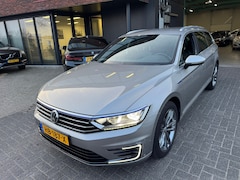Volkswagen Passat Variant - 1.4 TSI GTE Highline 360 CAMERA ACC TREKHAAK XENON VOL ORIG NL NAP