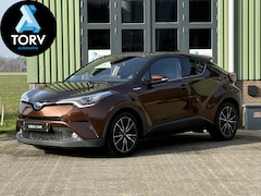 Toyota C-HR - 1.8 Hybrid Bi-Tone | Adaptieve Cruise | Trekhaak | Leder | Stoelverwarming |