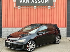 Volkswagen Golf - 2.0 TSI GTI Pano Akra ACC Camera 8 Kuipstoel