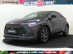 Toyota C-HR - 1.8 Hybrid 140 First Edition | Navigatie | Climate Control | Camera en Parkeer hulp | Lich