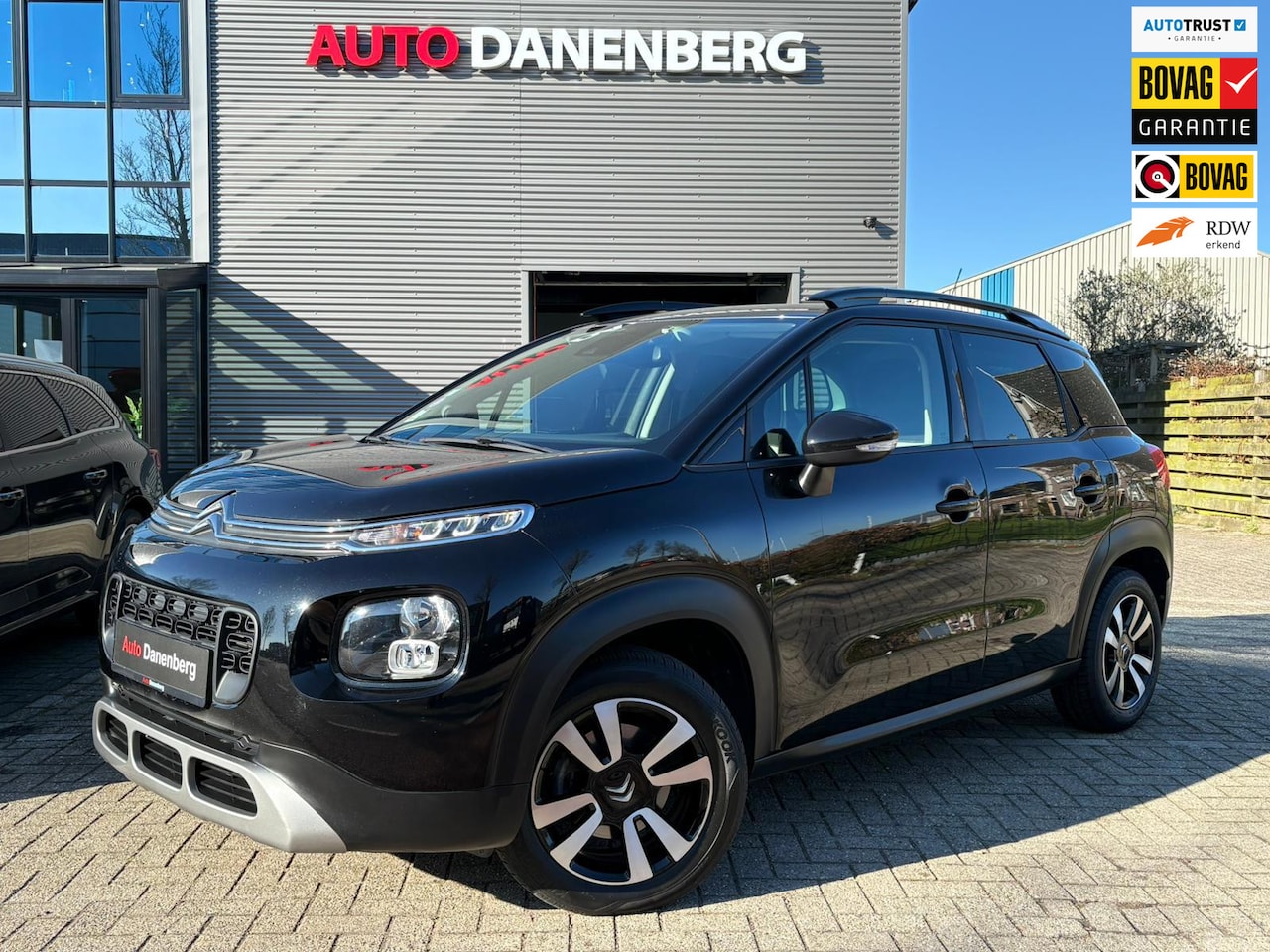 Citroën C3 Aircross - 1.2 PureTech S&S Shine NAVI,CRUIS-CONTROL,GARANTIE - AutoWereld.nl