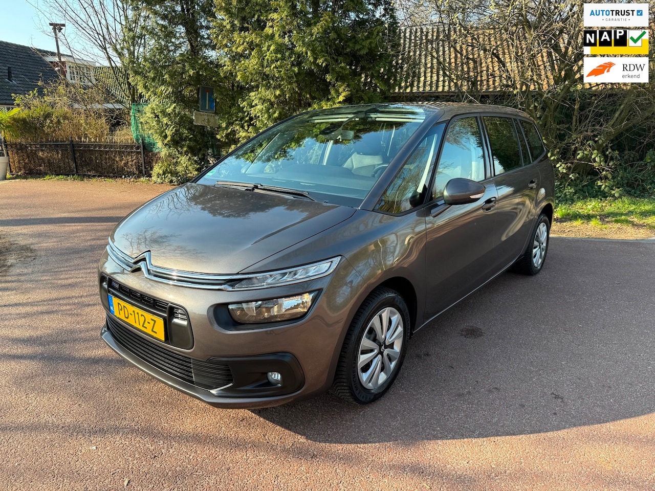 Citroën Grand C4 Picasso - 1.2 PureTech Live / Navi / Airco / NAP / 7p / Apk / BT - AutoWereld.nl
