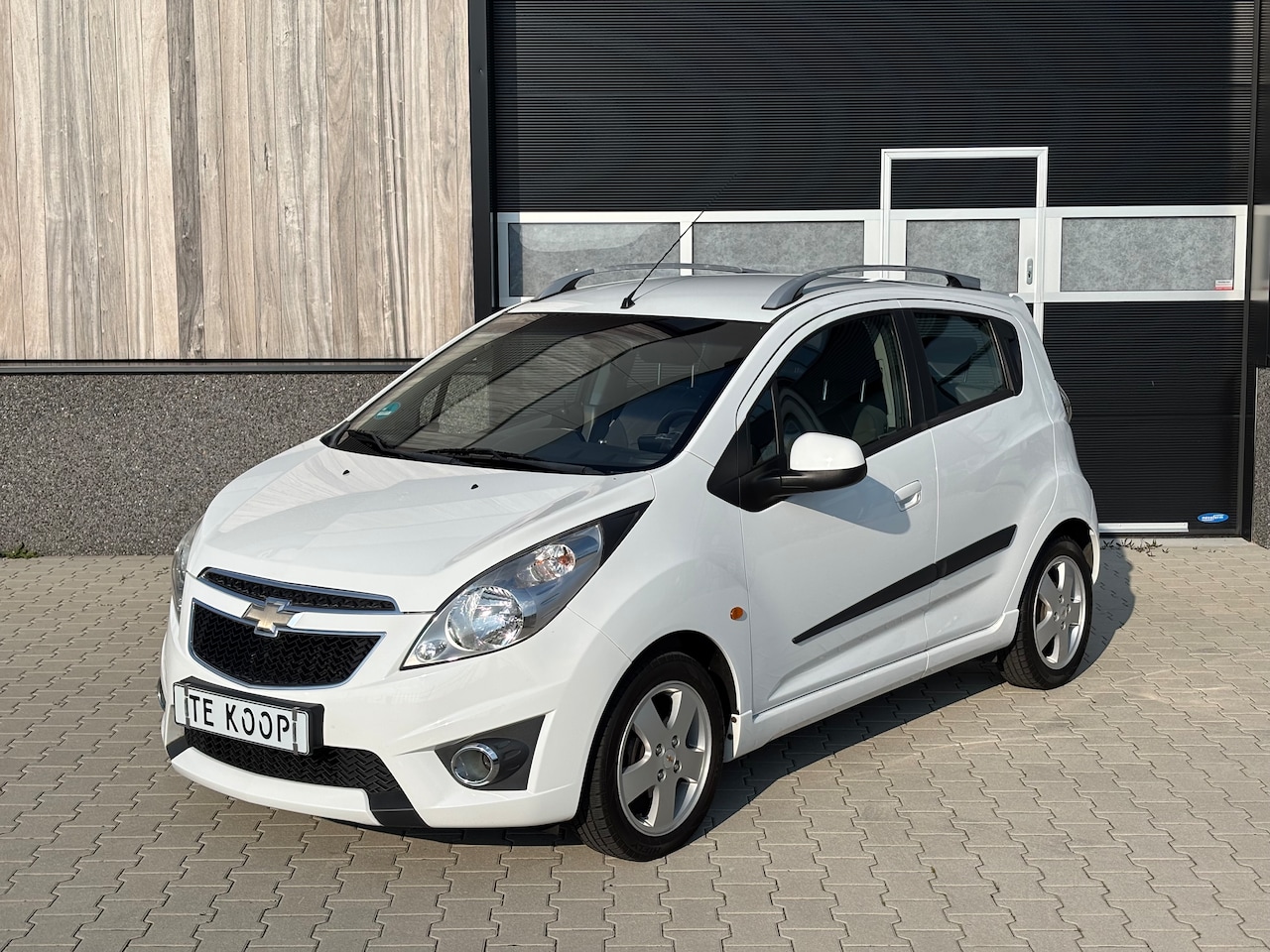 Chevrolet Spark - 1.2 16V LT - AutoWereld.nl